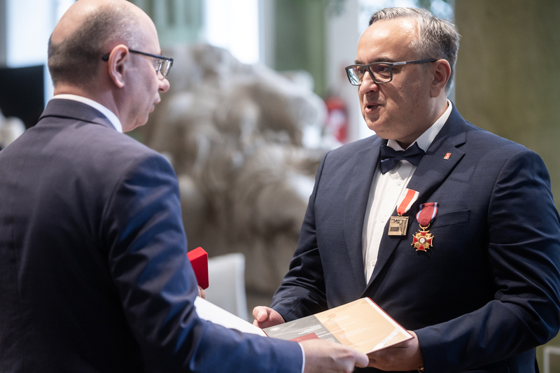 The ceremonial decoration of the laureates of the "Ambassador of Polish History” award, Warsaw 22 October 2025; photo: Sławek Kasper (IPN)