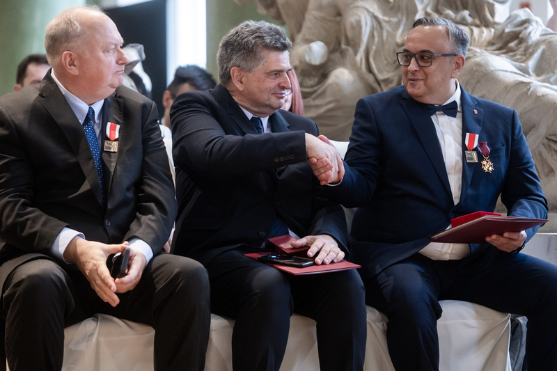 The ceremonial decoration of the laureates of the "Ambassador of Polish History” award, Warsaw 22 October 2025; photo: Sławek Kasper (IPN)