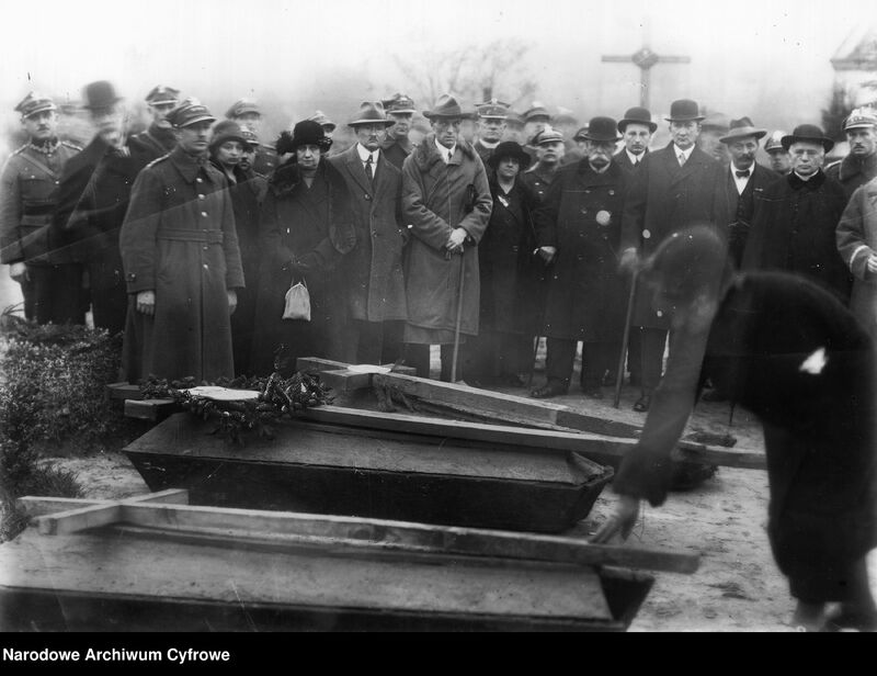 An official ceremony marking the 100th anniversary of the Tomb of the Unknown Soldier was held at Piłsudski Square in Warsaw