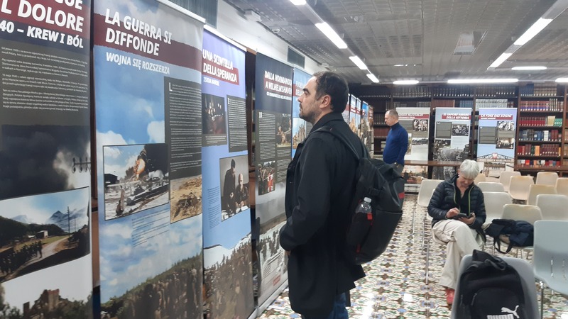 The TheThe Institute's “Trails of Hope. The Odyssey of Freedom” exhibition was presented in Bari, Italy, photo:Piotr Pastuszak, (IPN) The TheThe Institute's “Trails of Hope. The Odyssey of Freedom” exhibition was presented in Bari, Italy, photo:Piotr Pastuszak, (IPN)