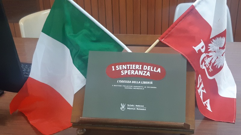 The TheThe Institute's “Trails of Hope. The Odyssey of Freedom” exhibition was presented in Bari, Italy, photo:Piotr Pastuszak, (IPN) The TheThe Institute's “Trails of Hope. The Odyssey of Freedom” exhibition was presented in Bari, Italy, photo:Piotr Pastuszak, (IPN)