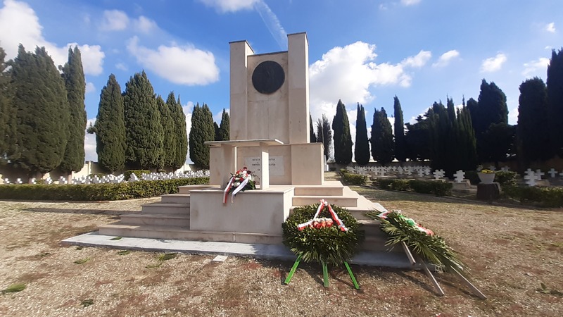 Polish Military Cemetery in Casamassima, photo:Piotr Pastuszak, (IPN) Polish Military Cemetery in Casamassima, photo:Piotr Pastuszak, (IPN)