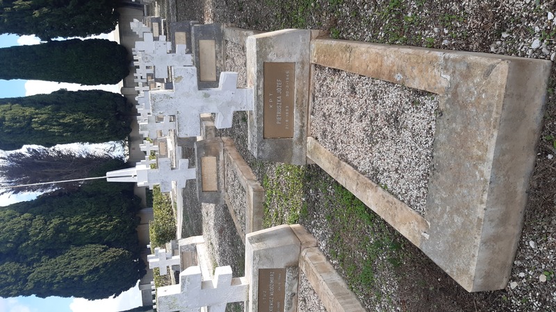 Polish Military Cemetery in Casamassima, photo: Piotr Pastuszak, (IPN) Polish Military Cemetery in Casamassima, photo: Piotr Pastuszak, (IPN)