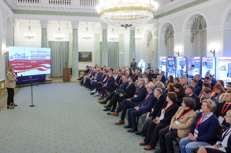 The Institute’s “Trails of Hope. The Odyssey of Freedom” flagship project was presented as part of the meeting with global representatives of the Polish community; photo: Lukasz Błasikiewicz KPRM