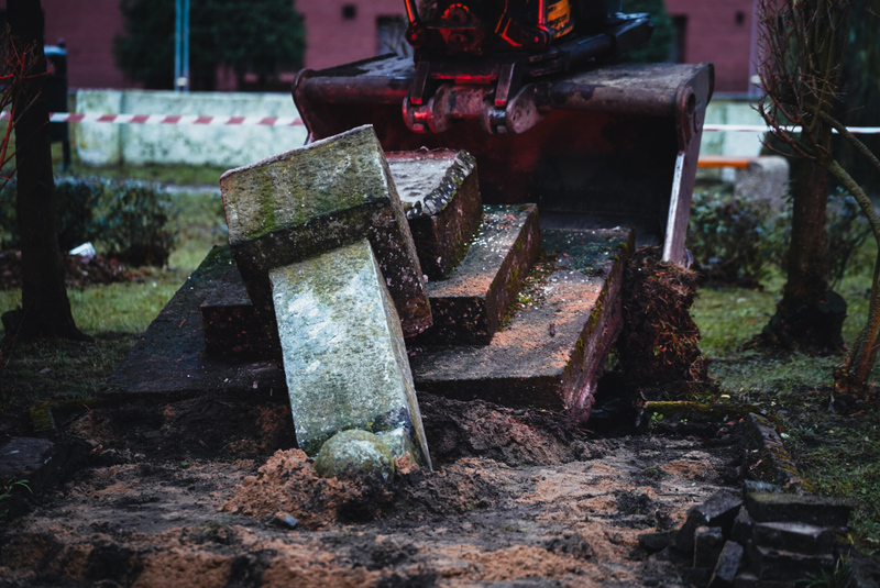 Dismantling of a Soviet propaganda object in Maszewo, Poland, 10 December 2025; photo: M. Niegowski (IPN)