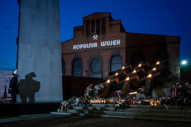 The 44th anniversary of the pacification of the 'Wujek' coal mine; photo:Krzysztof Łojko (IPN)