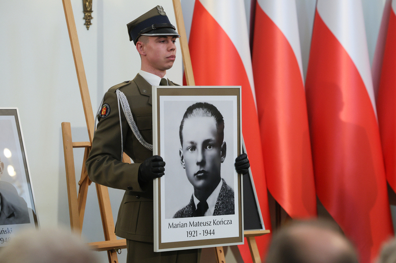 The ceremony of handing out identification notes to family members of 16 victims of totalitarian regimes - Warsaw, 26 February 2026; photo: S. Kasper (IPN)