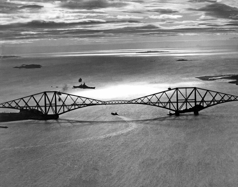 The Forth Bridge at Rosyth Naval Base, 1940s (photo: Alamy)