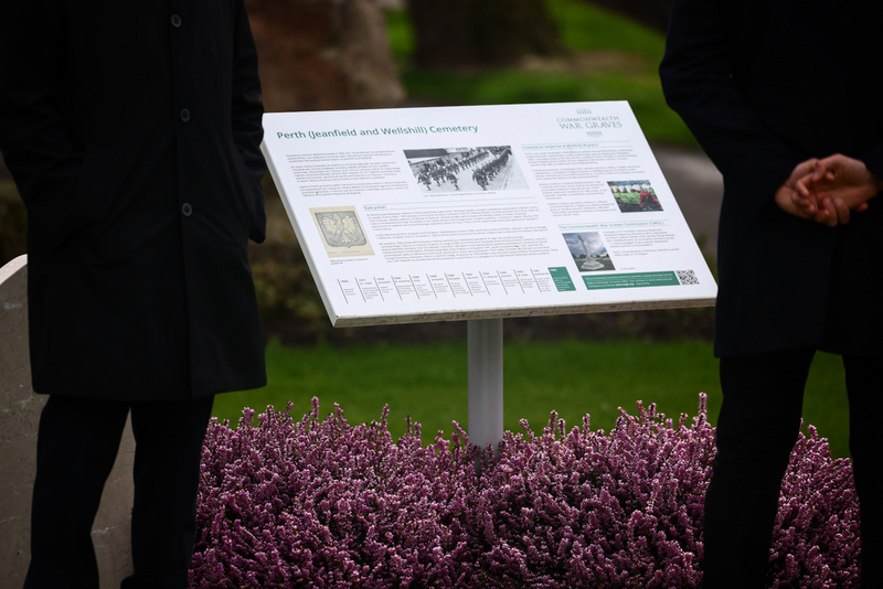 Polish war graves section of Jeanfield and Wellshill Cemetery, photo: Sławek Kasper (IPN)