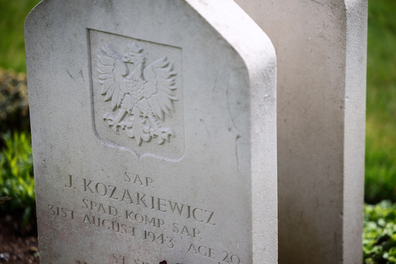 Polish war graves section of Jeanfield and Wellshill Cemetery, photo: Sławek Kasper (IPN)