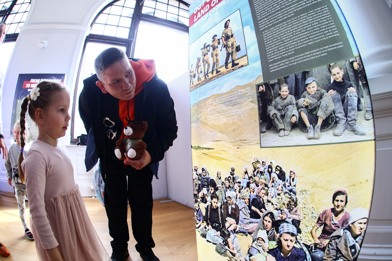 The Institute's "Trails of Hope. The Odyssey of Freedom" exhibition presented in Perth, Scotland 18 April 2026; photo:Sławek Kasper (IPN)