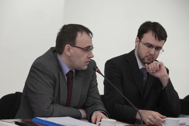 Dragos Petrescu (CNSAS) and Pavel Navrátil (USTR)