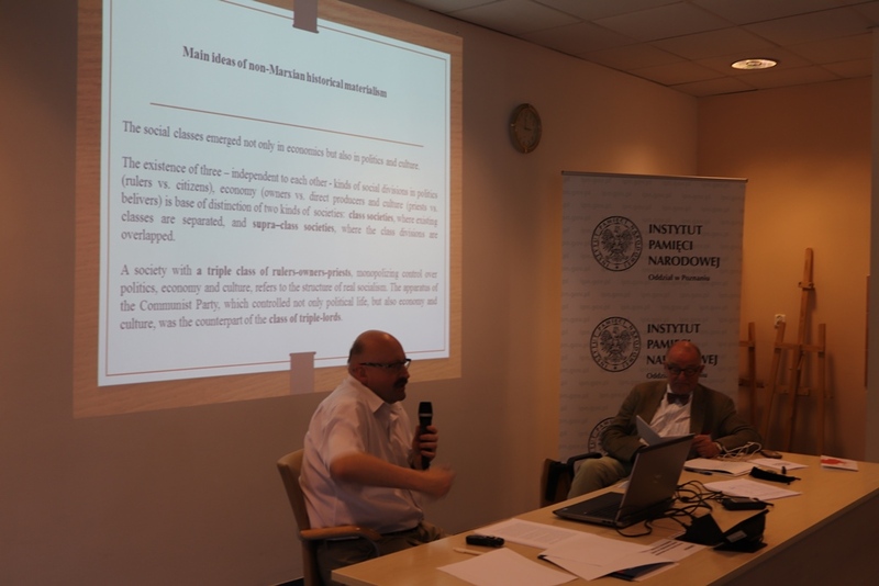 Krzysztof Brzechczyn (OBBH IPN w Poznaniu) Krzysztof Brzechczyn (OBBH IPN w Poznaniu)